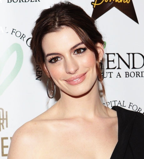 Anne Hathaway sẽ công bố các đề cử cho giải Oscar